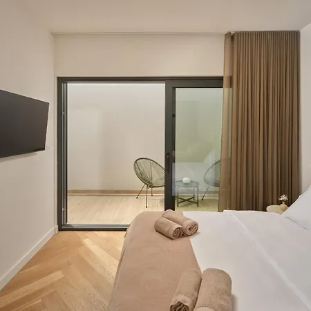Ns Luxury 포드스트라나