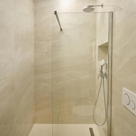 Ns Luxury Villa *