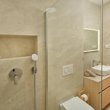 Ns Luxury Podstrana